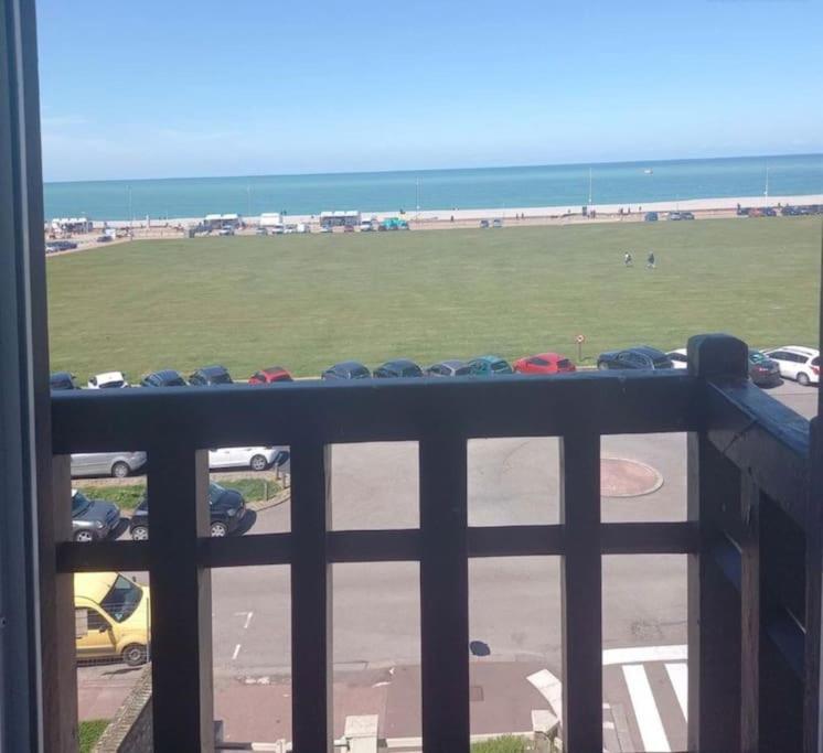 Bel Appartement Vue Mer Centre-Ville, Face Plage Dieppe Kültér fotó